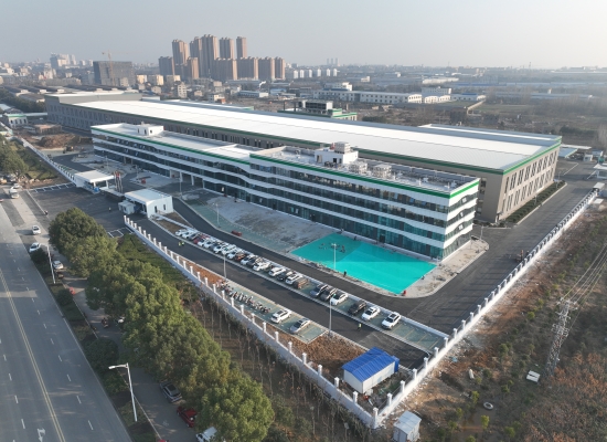 雙登電池廠家，以極寒科技與智能安全守護能源命脈